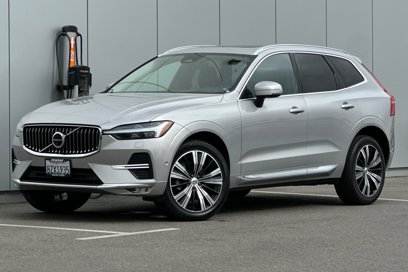 Used 2022 Volvo XC60 B5 Inscription w/ Advanced Package