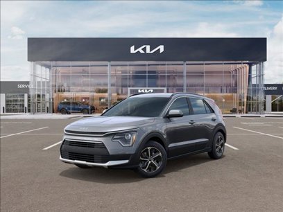 New 2025 Kia Niro LX