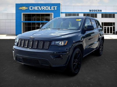 Used 2018 Jeep Grand Cherokee Altitude
