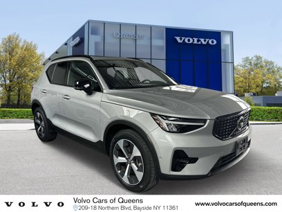 Certified 2023 Volvo XC40 B5 Plus w/ Driver Assist Package