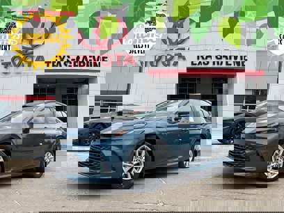 New 2025 Toyota Camry LE