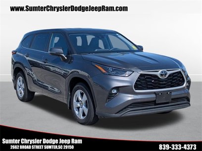 Used 2023 Toyota Highlander LE