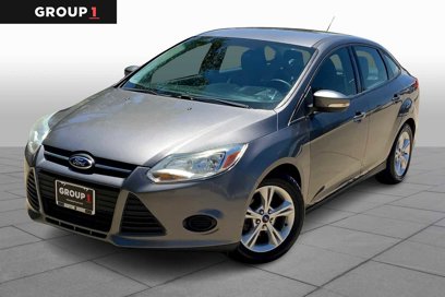 Used 2014 Ford Focus SE w/ SE Winter Package