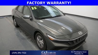 Used 2025 Hyundai Elantra SE w/ Cargo Package