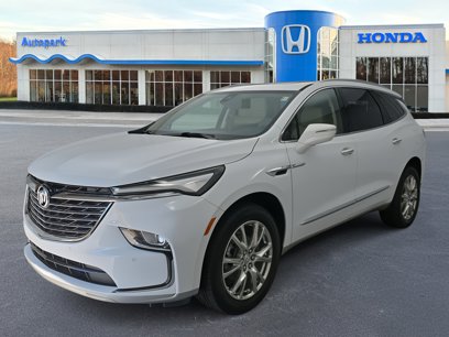 Used 2023 Buick Enclave Essence w/ Experience Buick Package