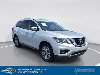 Used 2020 Nissan Pathfinder SV