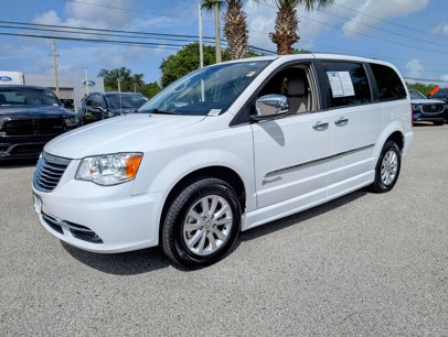 Used 2016 Chrysler Town & Country Limited Platinum