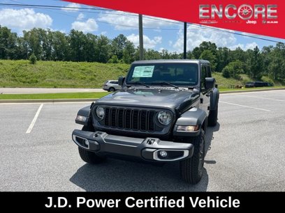 New 2025 Jeep Gladiator Sport