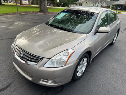 Used 2011 Nissan Altima 2.5 SL w/ Convenience Pkg