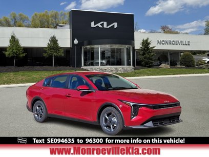 New 2025 Kia K4 LXS