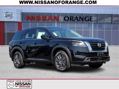 New 2025 Nissan Pathfinder S