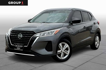 Used 2021 Nissan Kicks S