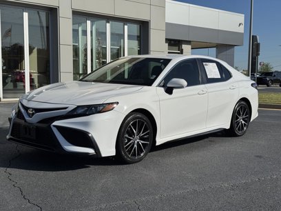 Used 2022 Toyota Camry SE