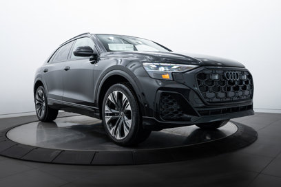 New 2025 Audi Q8 Premium Plus
