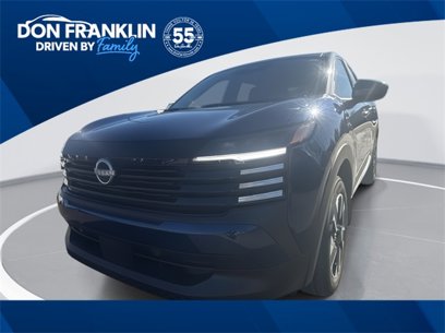New 2025 Nissan Kicks SV