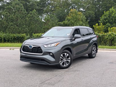 Used 2020 Toyota Highlander XLE