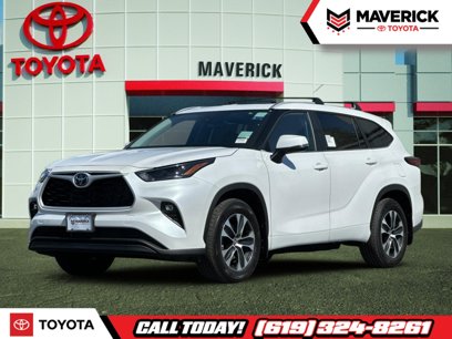 New 2025 Toyota Highlander XLE