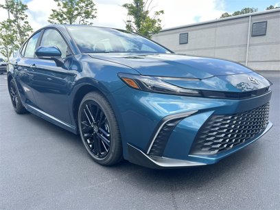 New 2025 Toyota Camry SE
