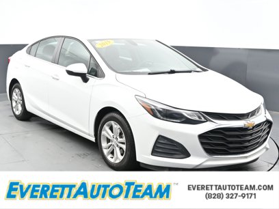 Used 2019 Chevrolet Cruze LT w/ Convenience Package