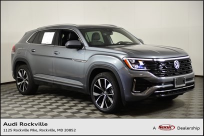 Used 2025 Volkswagen Atlas Cross Sport SEL Premium R-Line