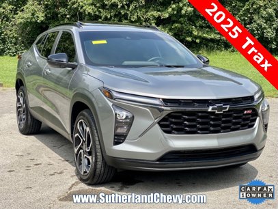 Certified 2025 Chevrolet Trax RS w/ Sunroof Package