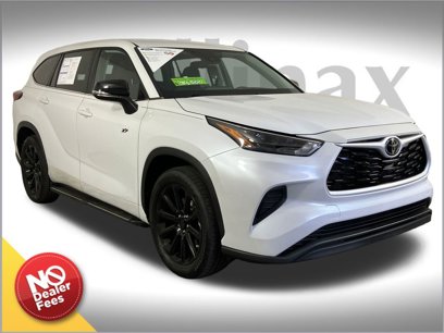 Used 2023 Toyota Highlander L