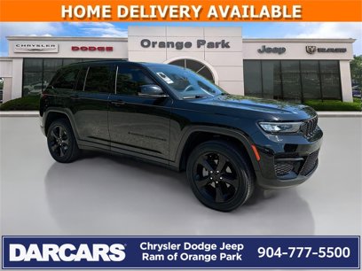 Used 2023 Jeep Grand Cherokee Altitude