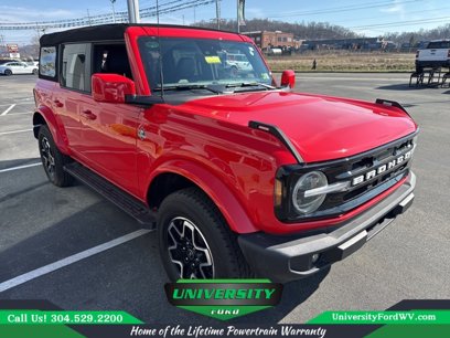 New 2024 Ford Bronco Outer Banks