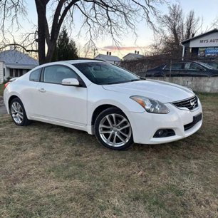 Used 2012 Nissan Altima 3.5 SR w/ 3.5SR Premium Pkg