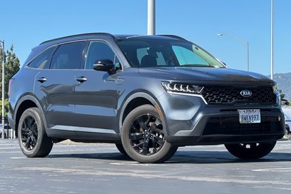 Certified 2021 Kia Sorento S w/ Panoramic Sunroof Package