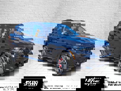 New 2025 BMW X5 M60i w/ Climate Comfort Package