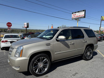 Used 2013 Cadillac Escalade Premium