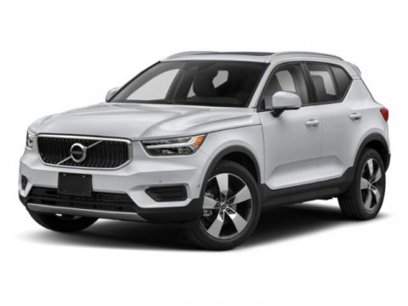 Used 2019 Volvo XC40 T5 Momentum