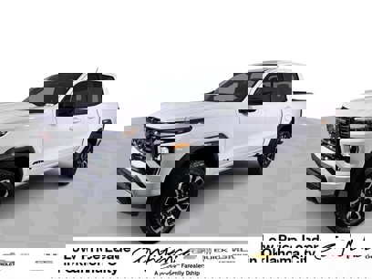 New 2025 GMC Canyon AT4 w/ Nightfall Edition