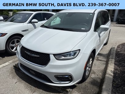 Used 2021 Chrysler Pacifica Touring-L w/ Premium & Safety Sphere Group