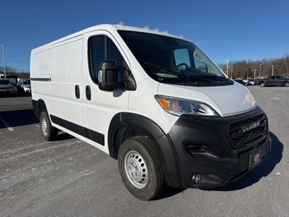 New 2025 RAM ProMaster 2500 w/ Convenience Group