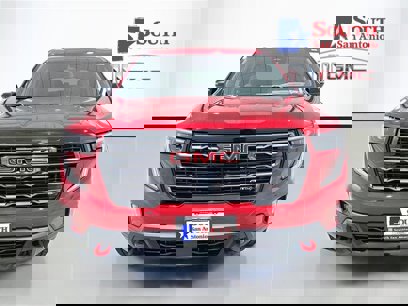 New 2025 GMC Acadia AT4