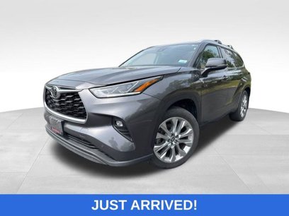 Used 2022 Toyota Highlander Limited