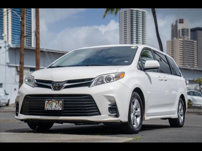 Used 2020 Toyota Sienna LE