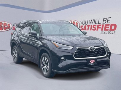 Used 2022 Toyota Highlander XLE