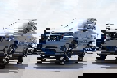 New 2025 Volvo XC40 B5 Core w/ Protection Package Premier