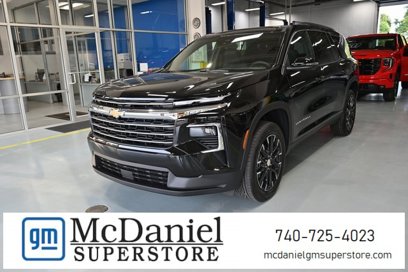 New 2025 Chevrolet Traverse LT w/ Sun and Wheel Package