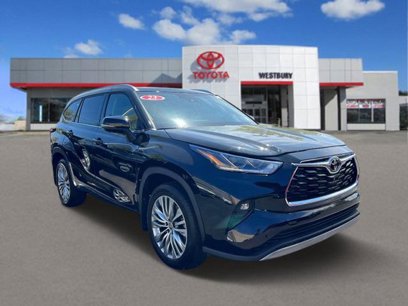 Certified 2023 Toyota Highlander Platinum