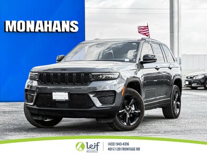 Used 2024 Jeep Grand Cherokee Altitude