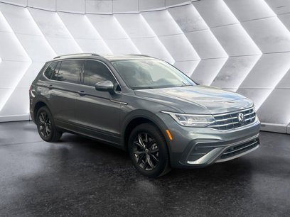 Used 2024 Volkswagen Tiguan SE