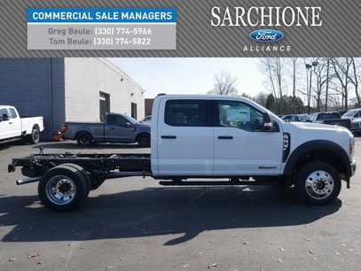 New 2025 Ford F550 4x4 Crew Cab Super Duty w/ XLT Value Package