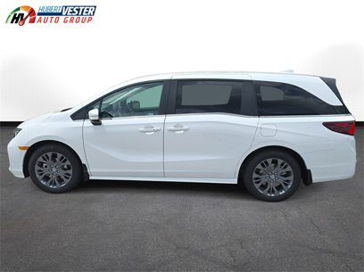 New 2025 Honda Odyssey Touring