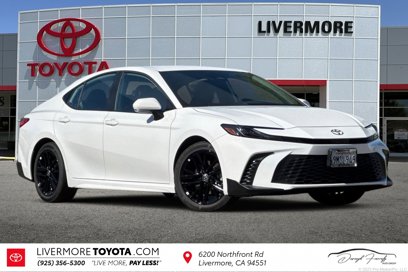 Used 2025 Toyota Camry SE