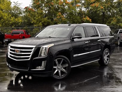 Used 2017 Cadillac Escalade ESV Luxury