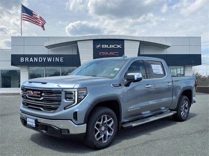 New 2025 GMC Sierra 1500 SLT w/ SLT Premium Plus Package